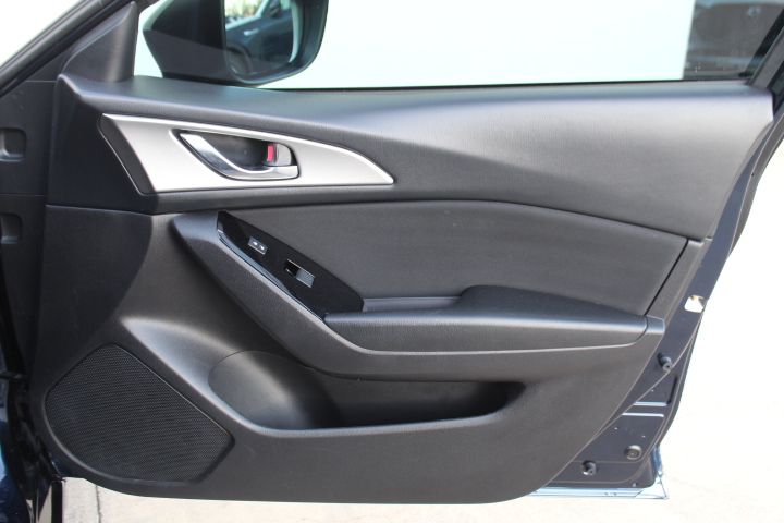 Used Car 2018 Mazda Mazda3  Sport For Sale Under $15,000 In Georgetown, Texas