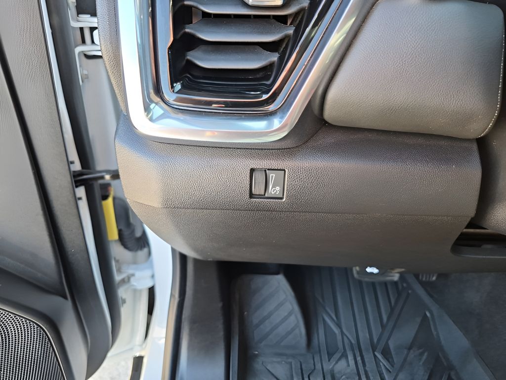 Used Car 2024 Gmc Canyon  Elevation For Sale Under $35,000 In Austin, Texas