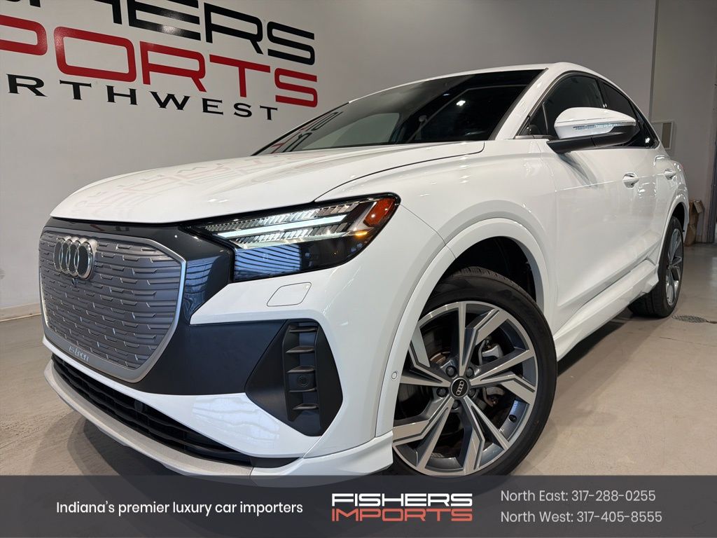 Glacier White 2022 Audi Q4 e-tron Sportback quattro Prestige Sedan All-Wheel Drive Automatic