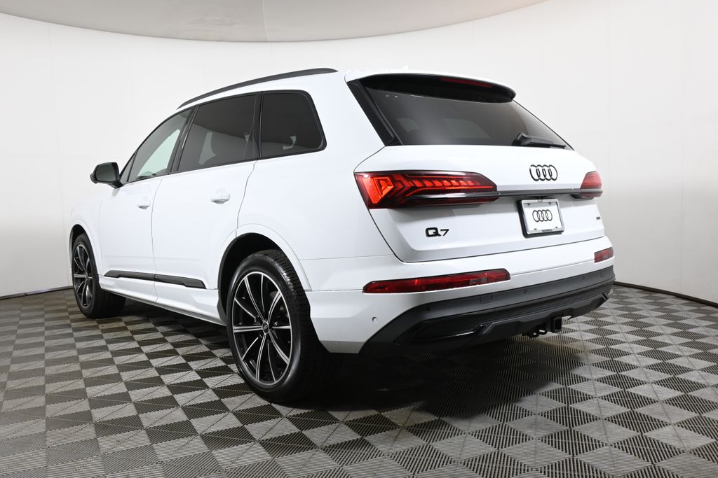 Thumbnail: 2023 Audi Q7 - 5