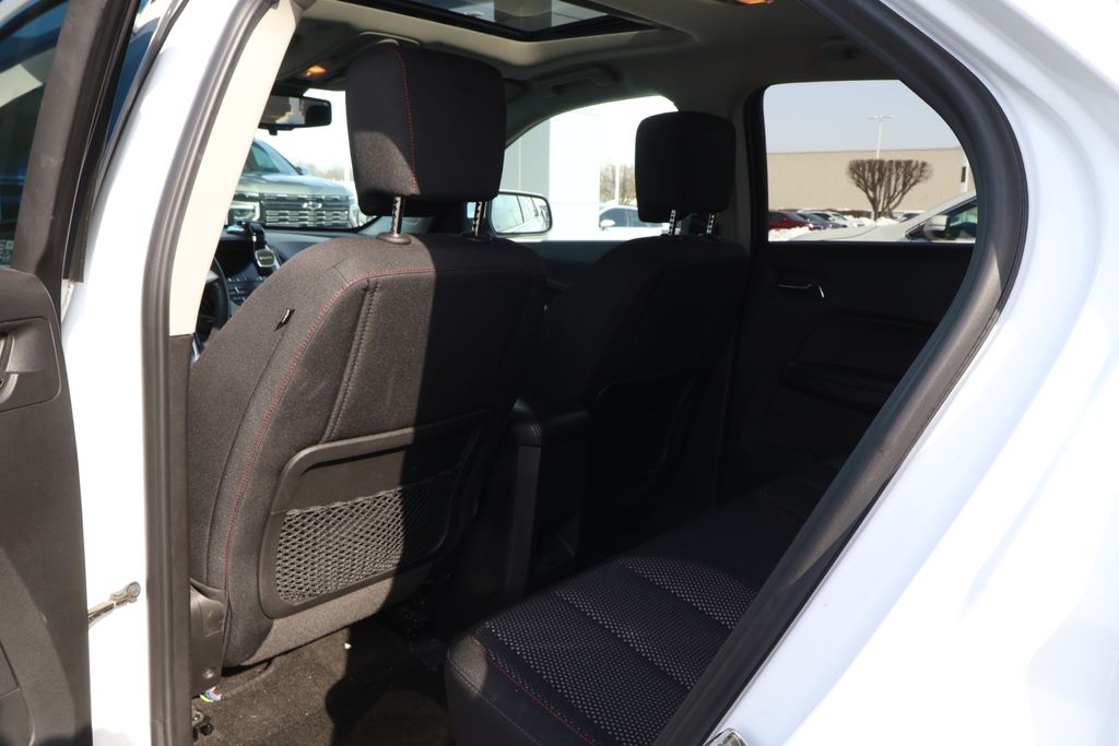 Thumbnail: 2017 Chevrolet Equinox - 28