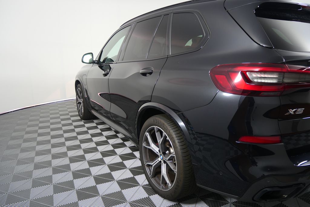 2021 BMW X5 xDrive45e 5