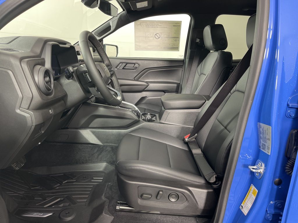 Thumbnail: 2026 Chevrolet Colorado - 21