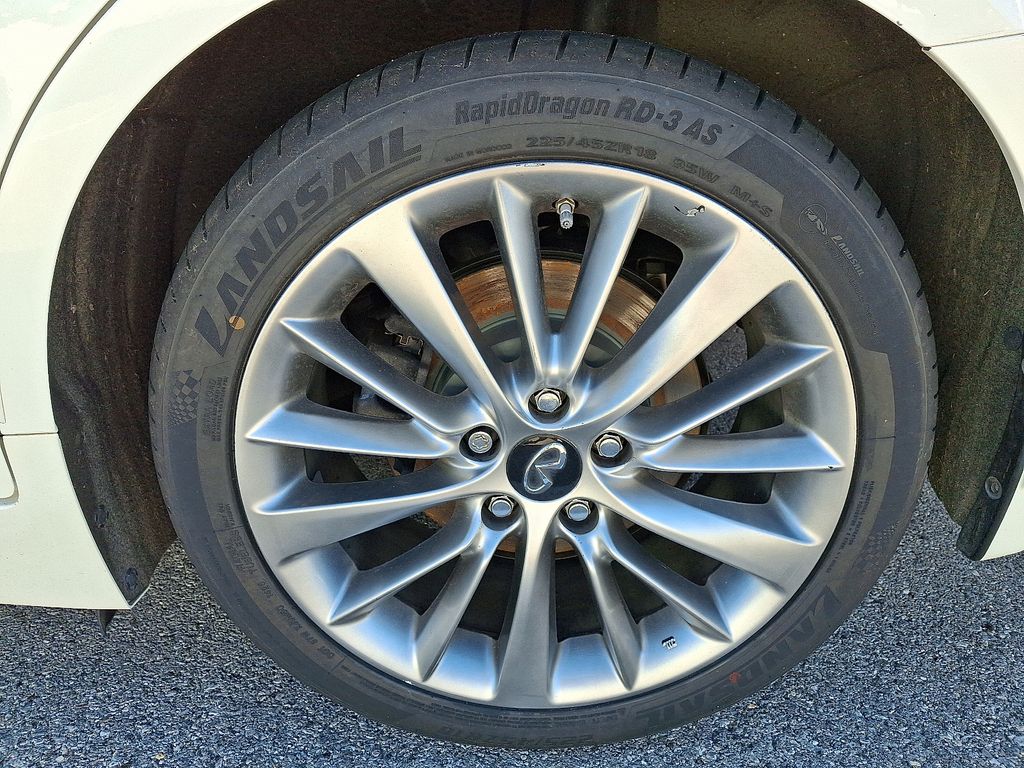 2019 INFINITI Q50 — photo 7
