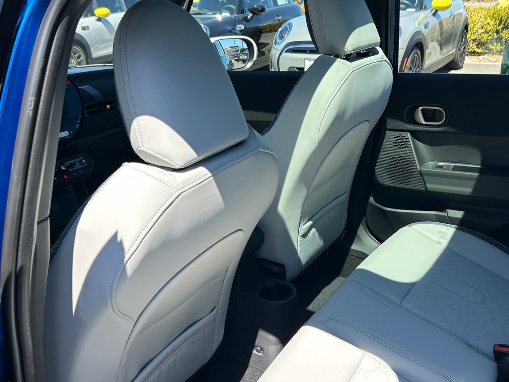 Thumbnail: 2025 MINI Cooper Hardtop - 30