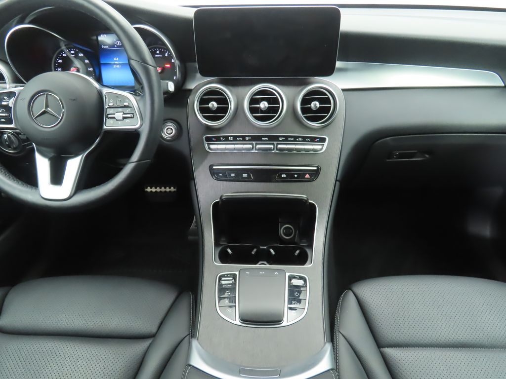 2021 Mercedes-Benz GLC 300 13