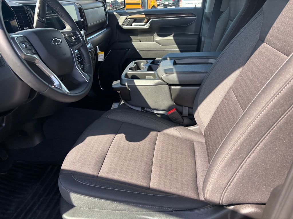 Used Car 2025 Chevrolet Silverado 1500  2wd Crew Cab 147 Rst For Sale Under $50,000 In Austin, Texas