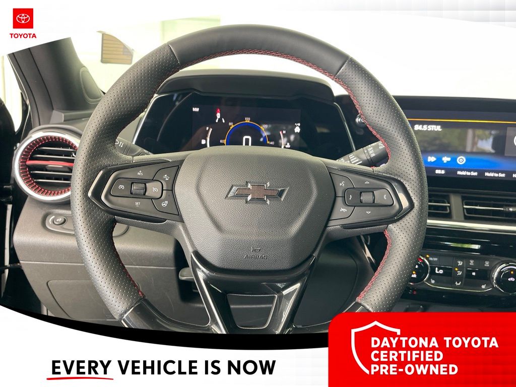 Used 2024 Chevrolet Trax SUV