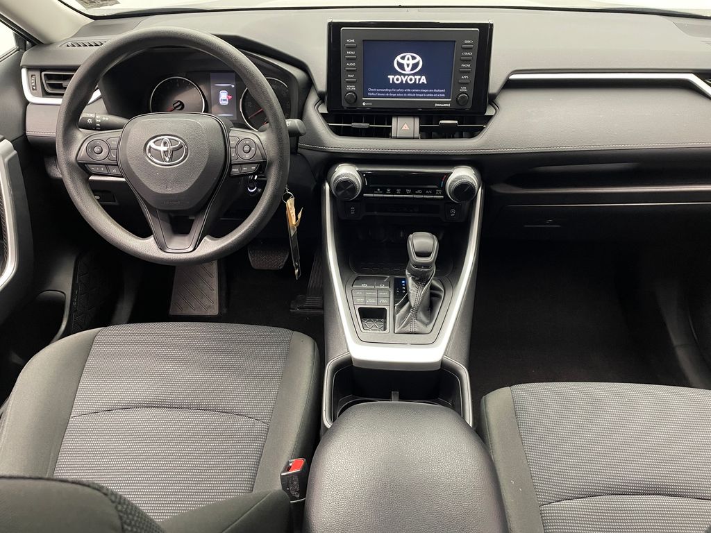 Thumbnail: 2022 Toyota RAV4 - 18