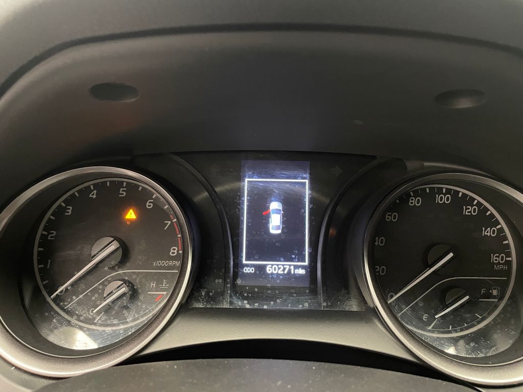 2022 Toyota Camry SE 24