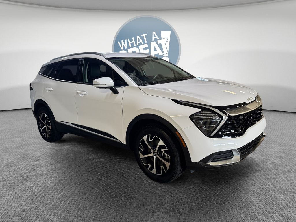 Glacial White Pearl 2024 Kia Sportage SUV / Crossover All-Wheel Drive 8-Speed Automatic