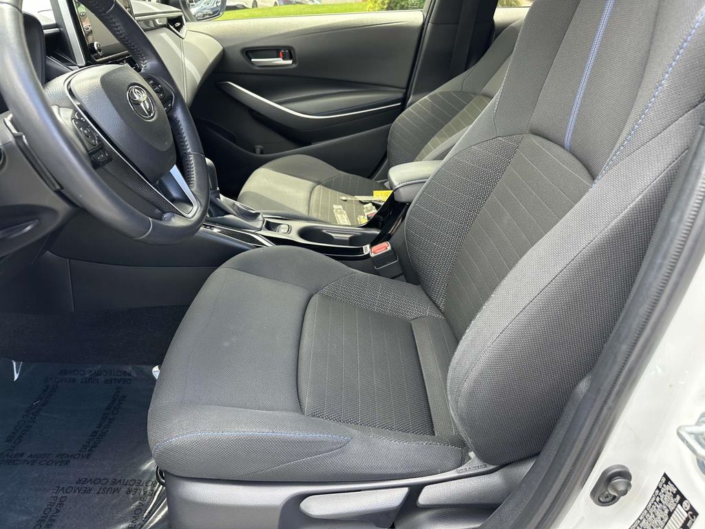 2021 Toyota Corolla SE 24