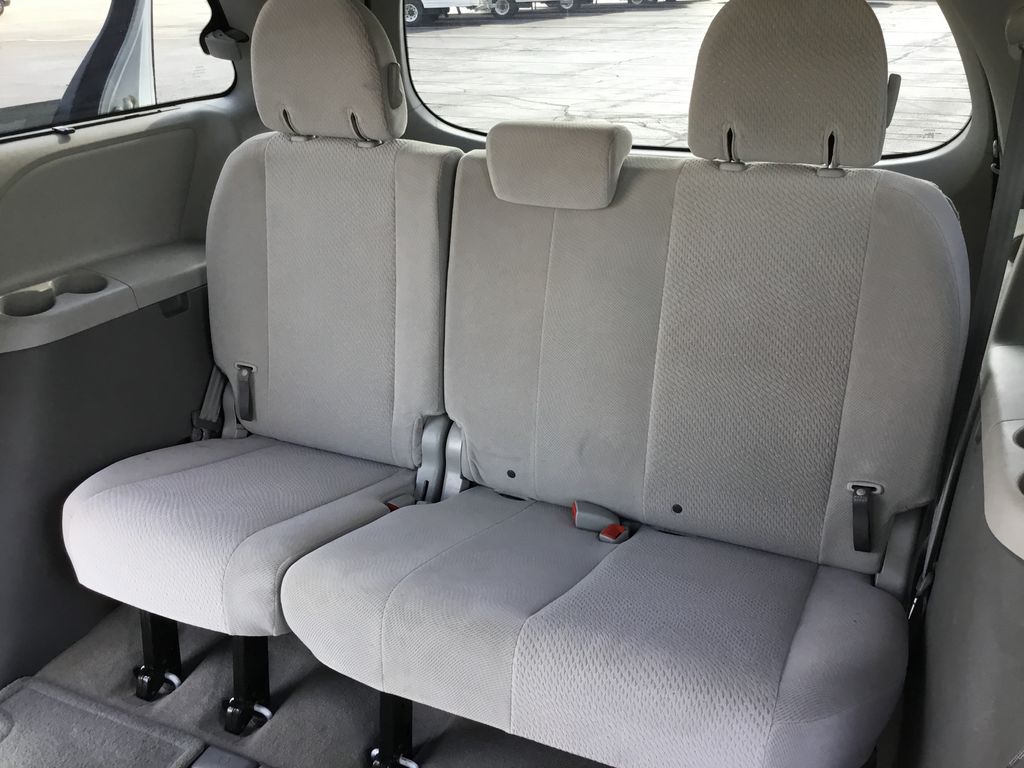 Thumbnail: 2013 Toyota Sienna - 17