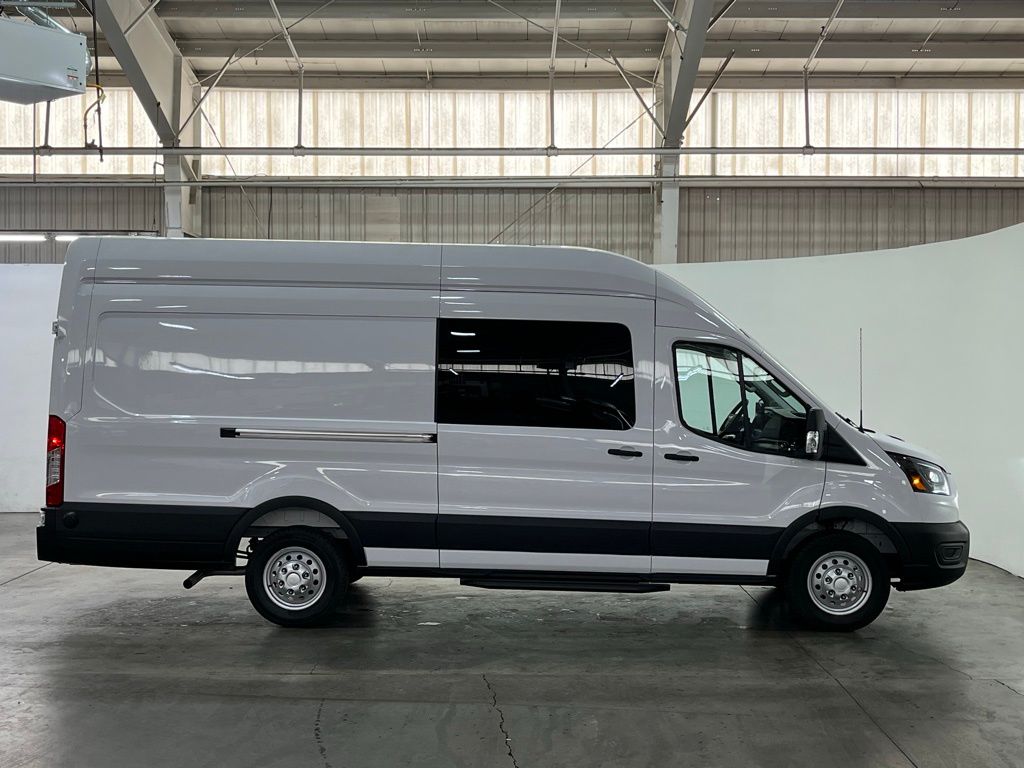 2025 Ford Transit Van Base - Photo 9