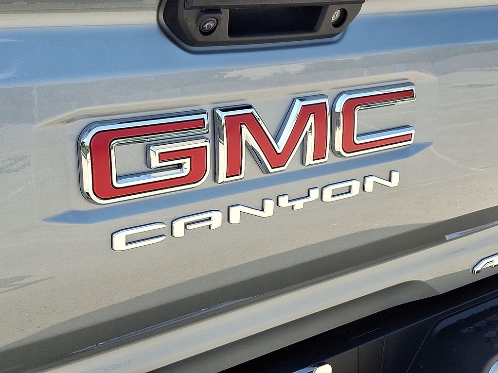 Thumbnail: 2024 GMC Canyon - 30