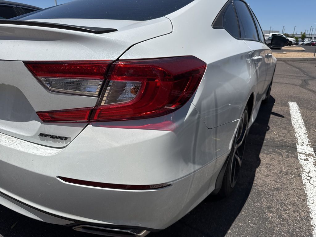 Thumbnail: 2018 Honda Accord - 9