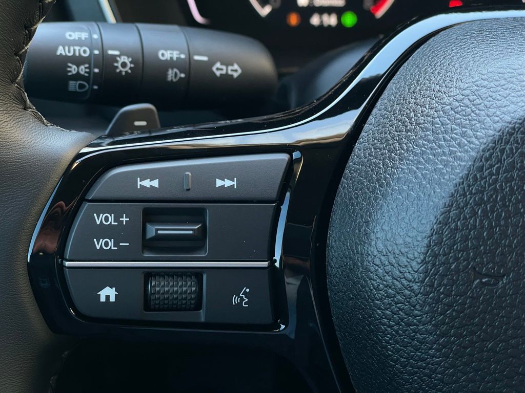 Thumbnail: 2025 Honda Pilot - 15