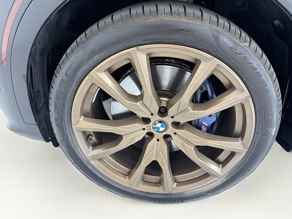Thumbnail: 2021 BMW X7 - 30