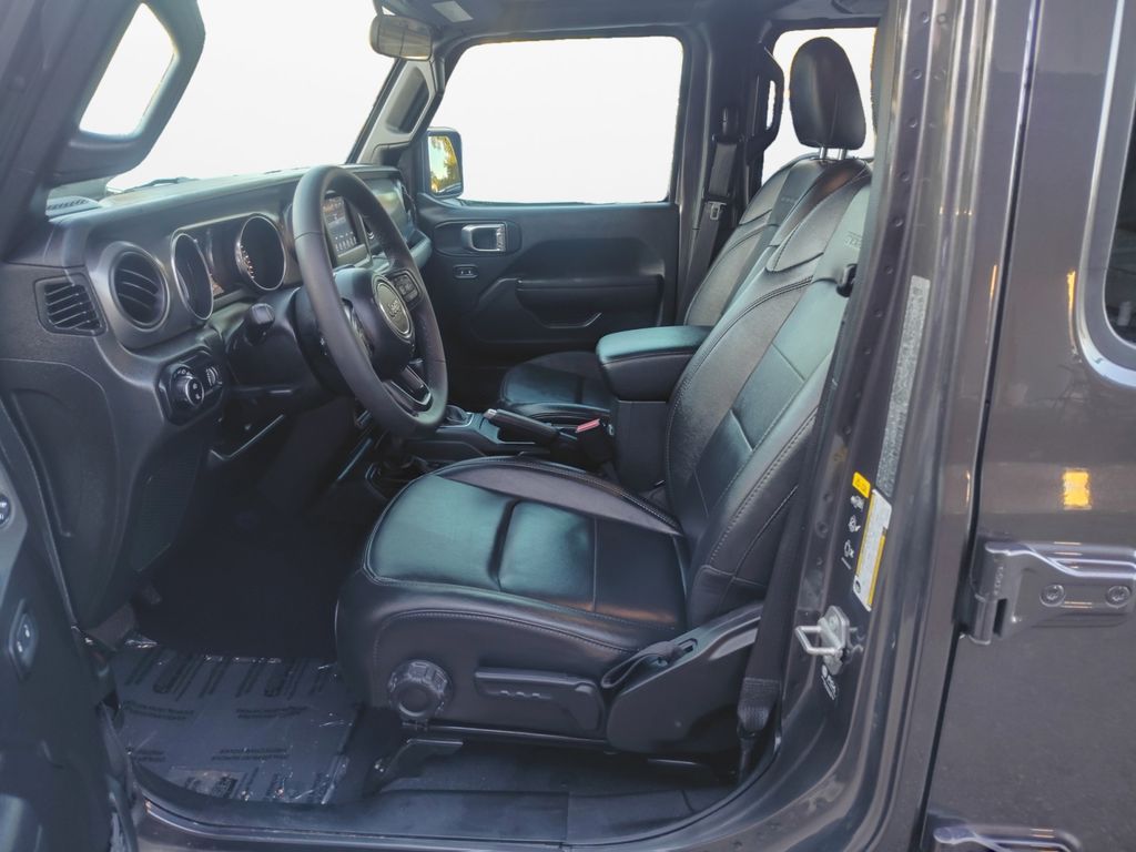 Used Car 2023 Jeep Gladiator  Sport For Sale Under $35,000 In Austin, Texas