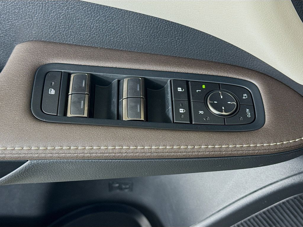 Thumbnail: 2024 Lexus RX - 18