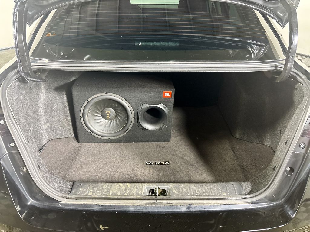 2020 Nissan Versa 1.6 SV