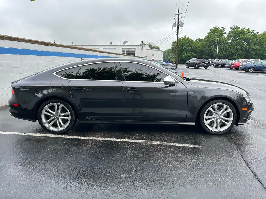 Thumbnail: 2014 Audi S7 - 6