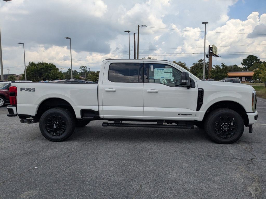 2025 Ford F-350 Super Duty Lariat