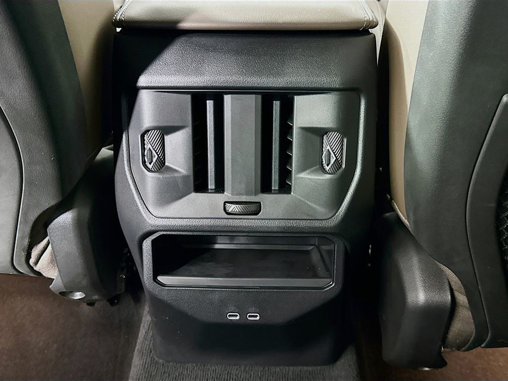 Thumbnail: 2025 BMW X3 - 24