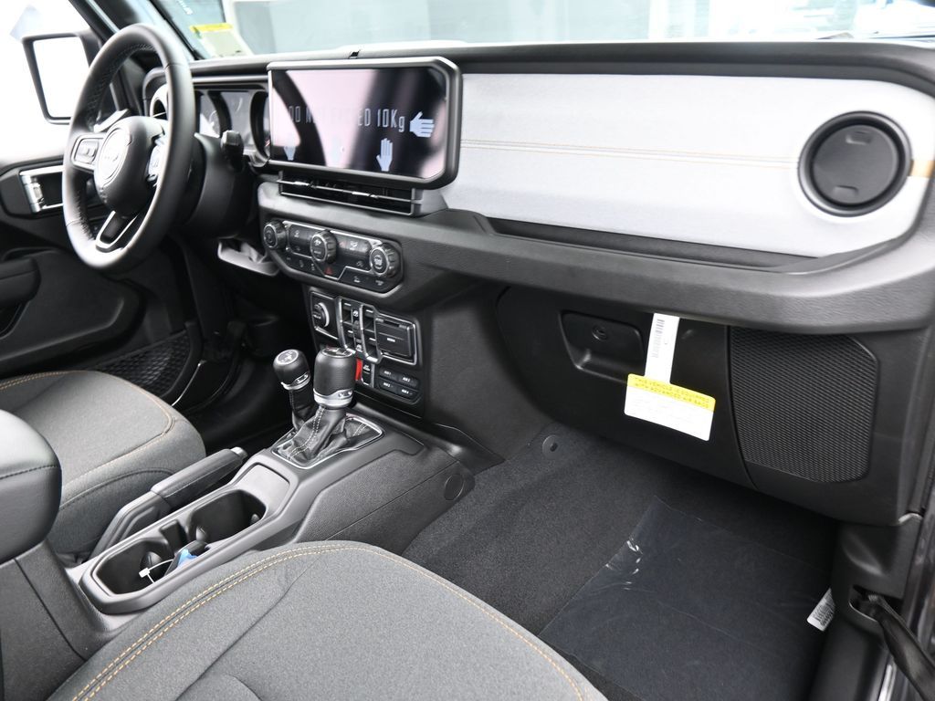 New 2026 Granite Crystal Metallic Clearcoat Jeep Willys image 34