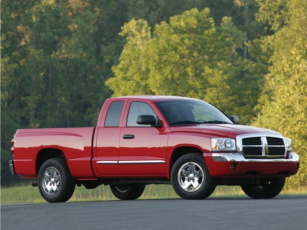Black 2005 Dodge Dakota Pickup Truck Rear-Wheel Drive 4-Speed Automatic