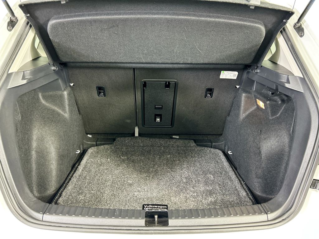 Thumbnail: 2022 Volkswagen Taos - 27