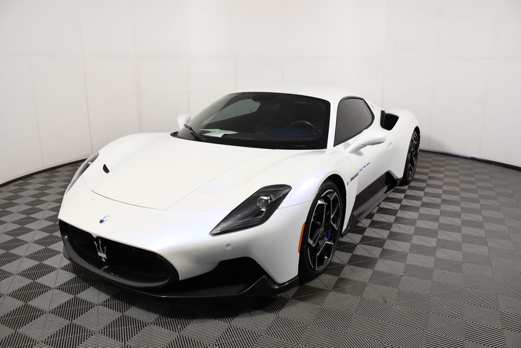 2022 Maserati MC20 -'s photo