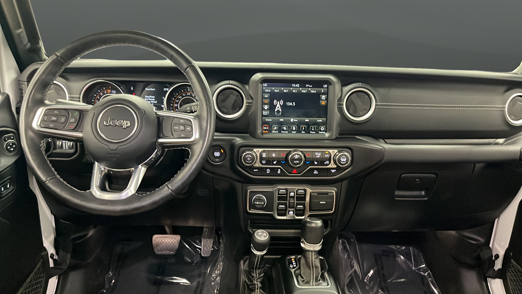 Used 2022 Bright White Clearcoat Jeep Overland image 11