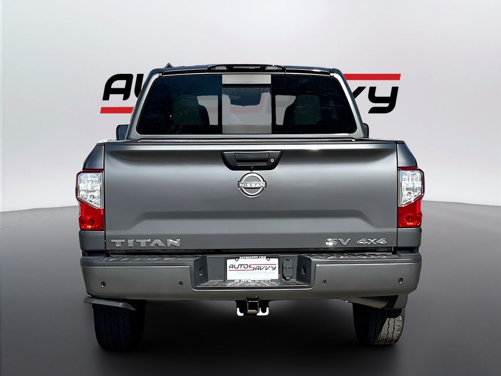 Used 2023 Gray Nissan SV image 6