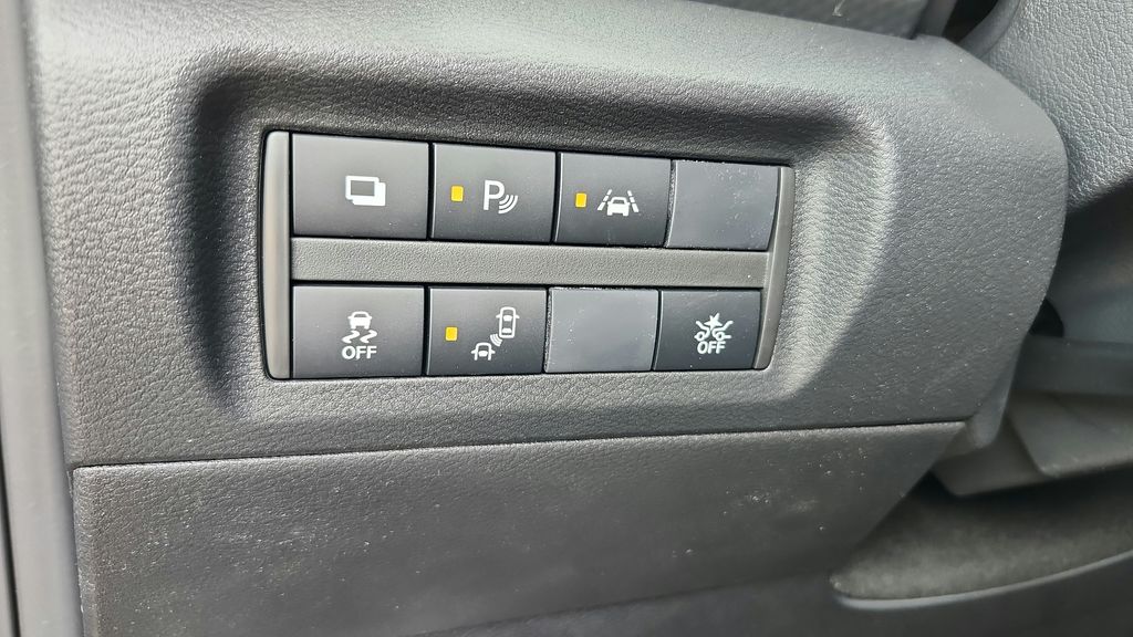 2025 Nissan Kicks Play