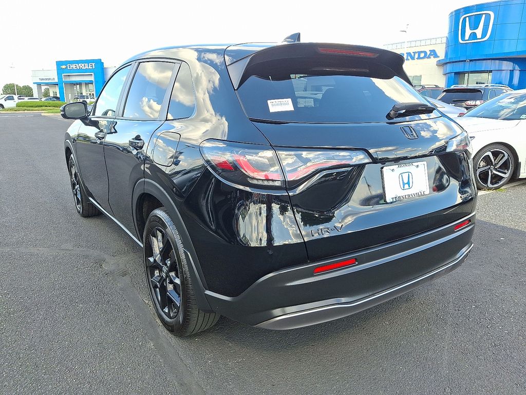 Thumbnail: 2023 Honda HR-V - 4