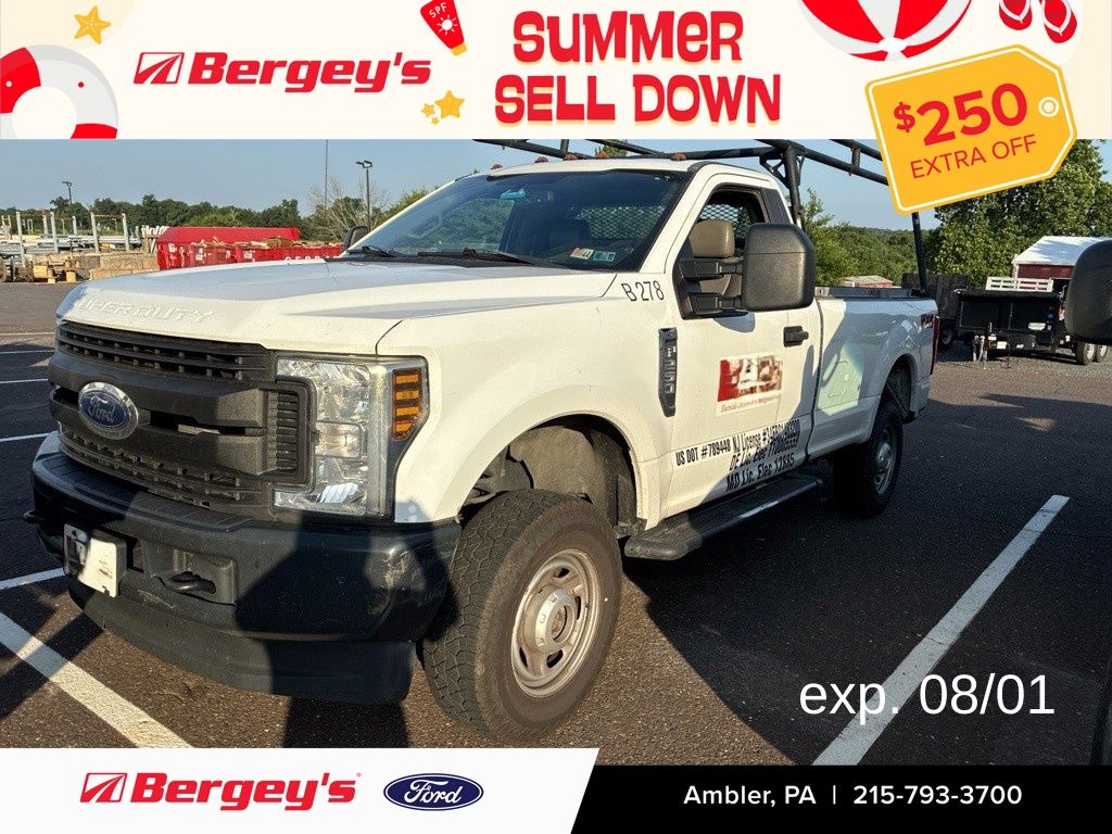 Oxford White 2019 Ford F-250 Super Duty Pickup Truck Four-Wheel Drive 6-Speed Automatic