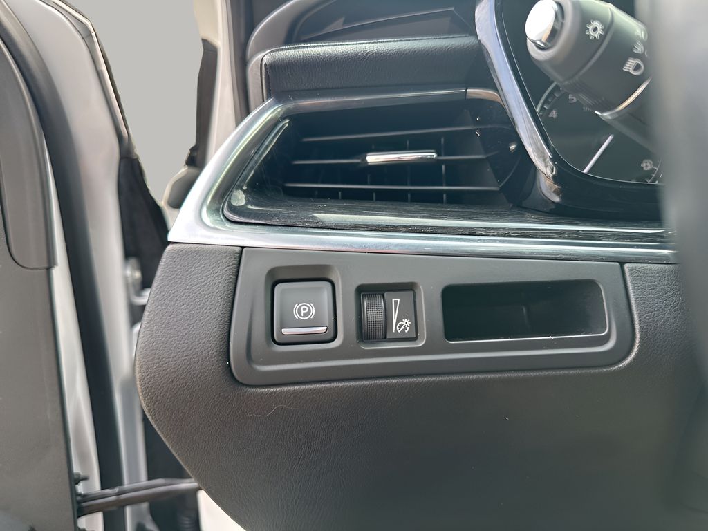 Used Car 2022 Cadillac Xt5  Premium Luxury For Sale Under $30,000 In Austin, Texas