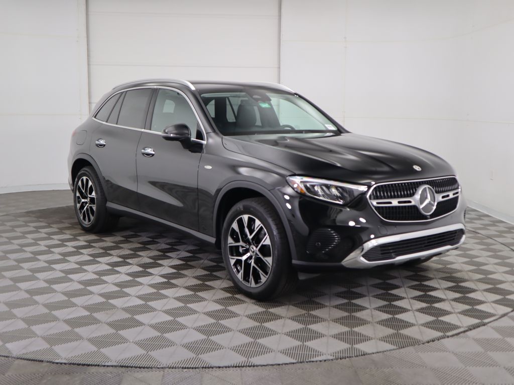 2025 Mercedes-Benz GLC 350 3