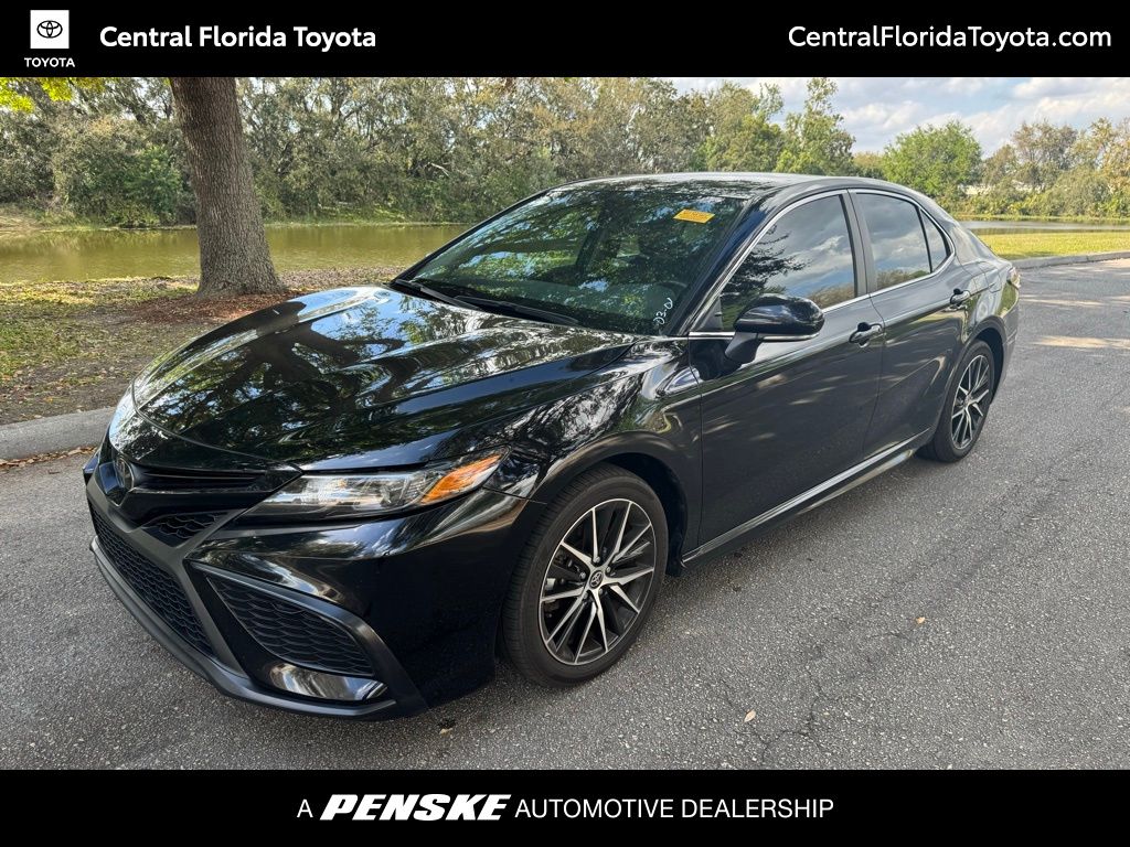 2024 Toyota Camry SE -
                Orlando, FL