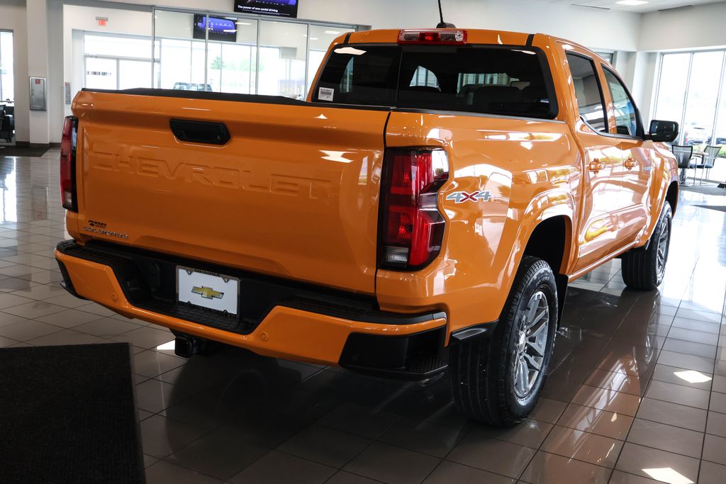2025 Chevrolet Colorado LT 8