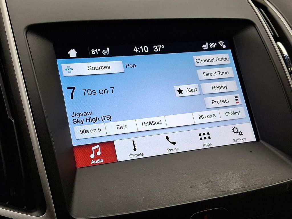 Thumbnail: 2019 Ford Edge - 18