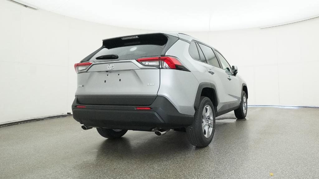 Thumbnail: 2025 Toyota RAV4 - 6