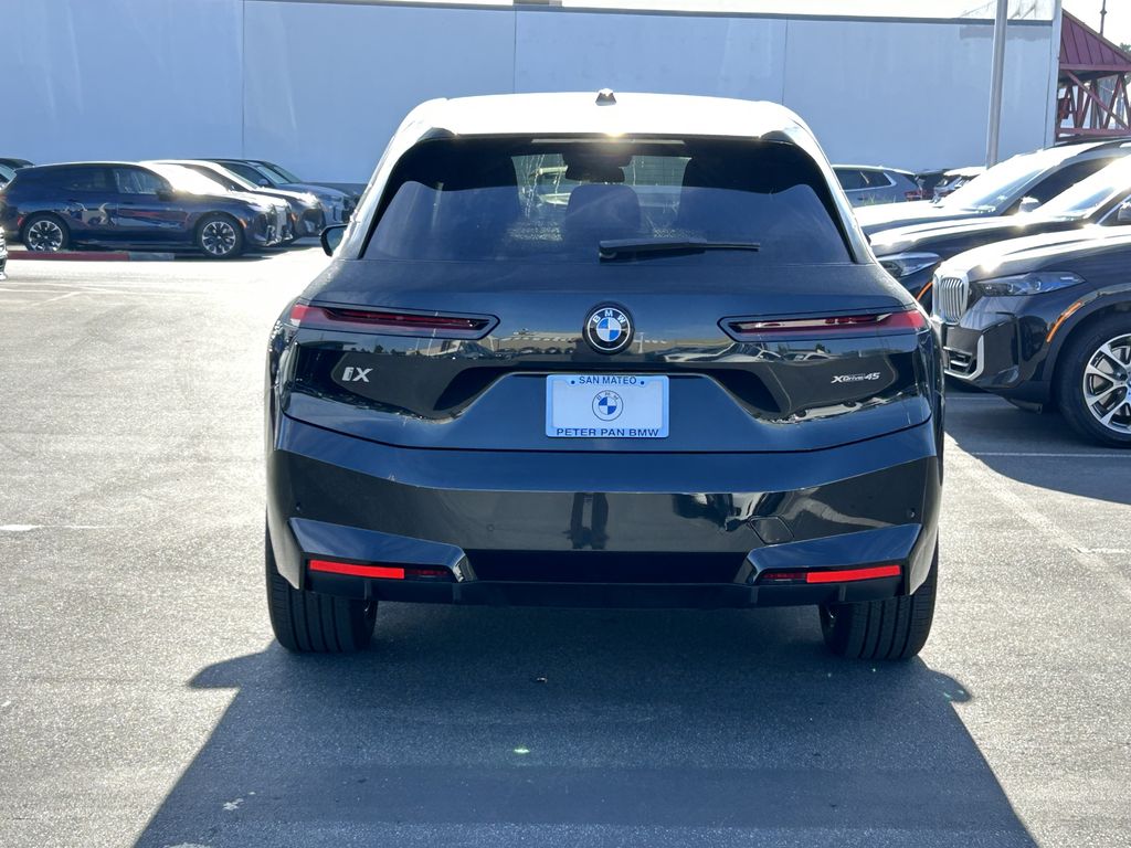 Thumbnail: 2026 BMW iX - 4