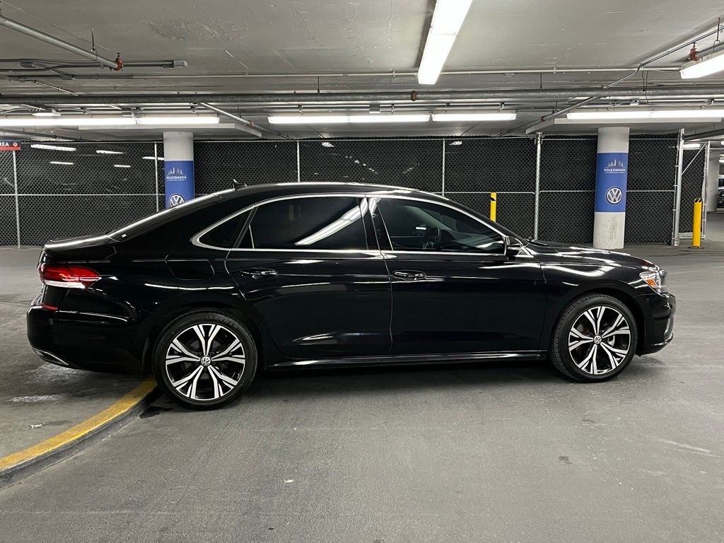 2021 Volkswagen Passat 2.0T SE 34