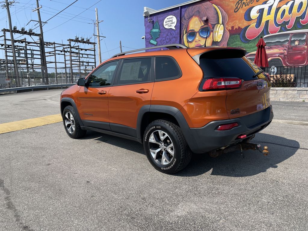 Used 2016 Jeep Cherokee SUV