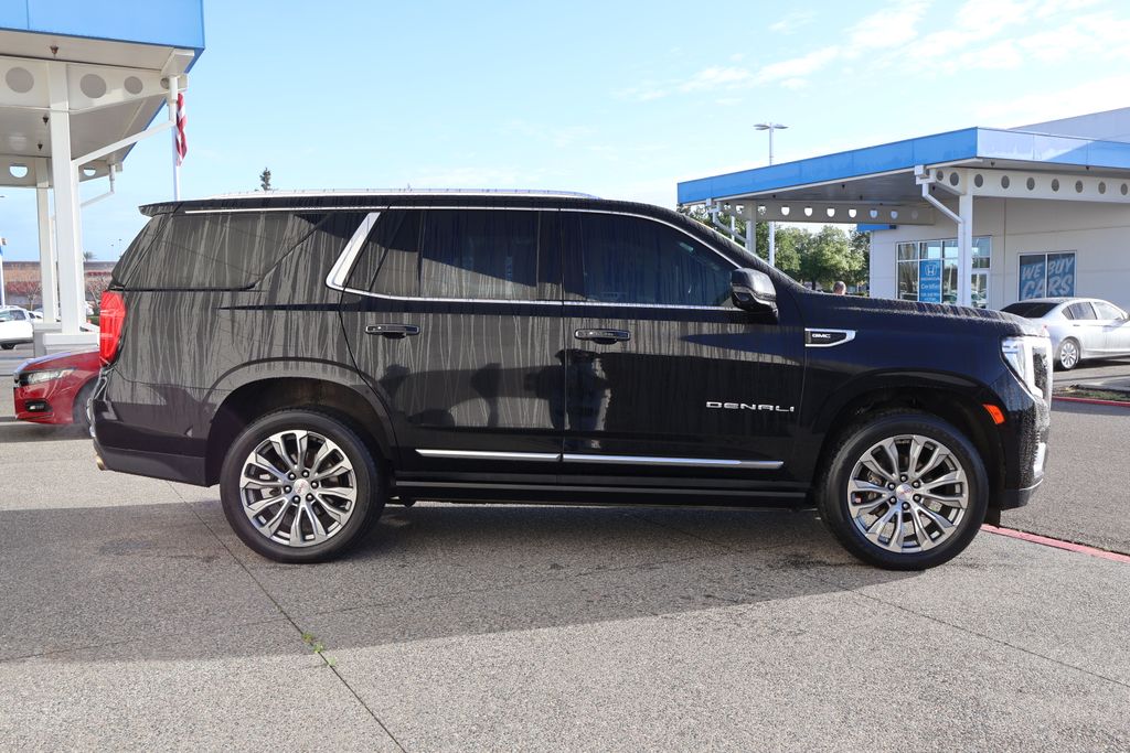 2022 GMC Yukon Denali 4