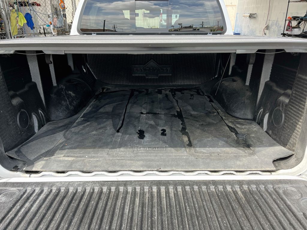 2021 GMC Canyon AT4 w/Leather White at AutoSavvy Houston Northwest