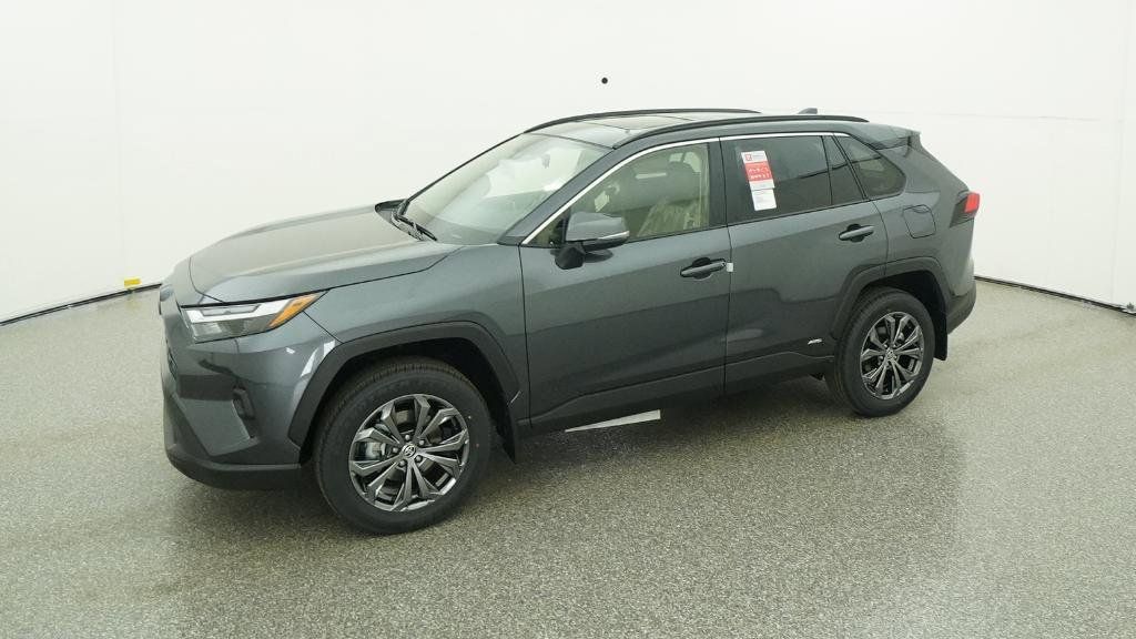 Thumbnail: 2025 Toyota RAV4 - 12