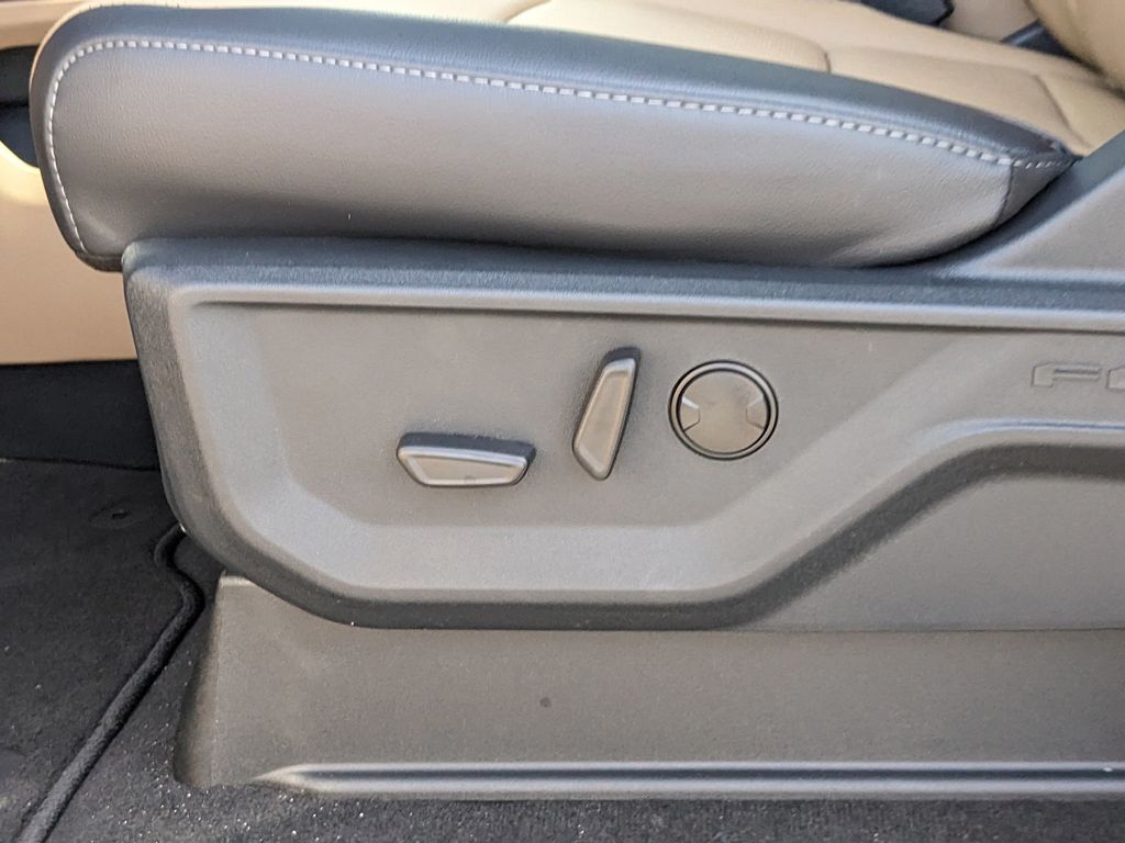 2025 Ford F-250 Super Duty Lariat